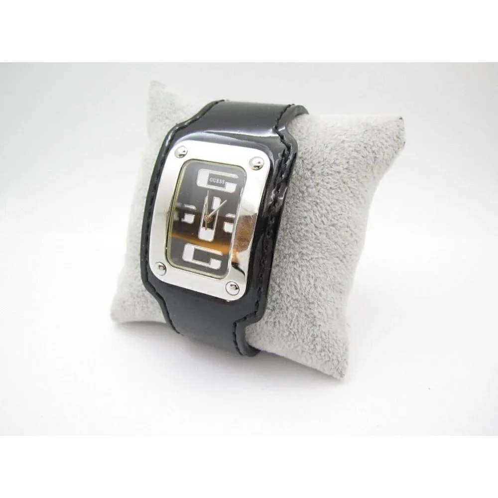 Women Guess Quartz WR Analog 37mm Dial Causal Watch (G440)
